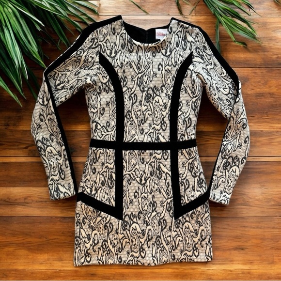 Parker Blanche Sheath Dress – Black & White Ponte Knit Jacquard – Size L - Picture 8 of 16